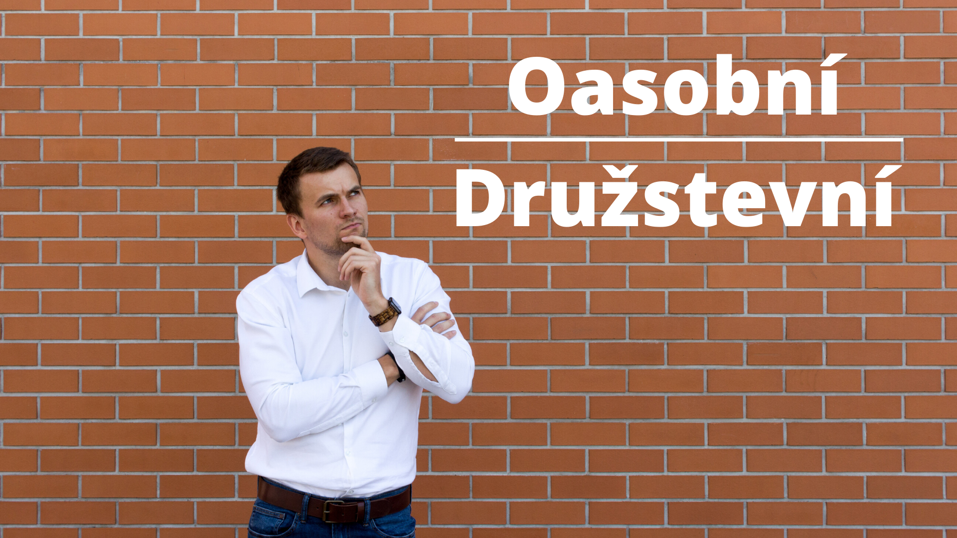 Jaký je rozdíl mezi osobním a družstevním bydlením?